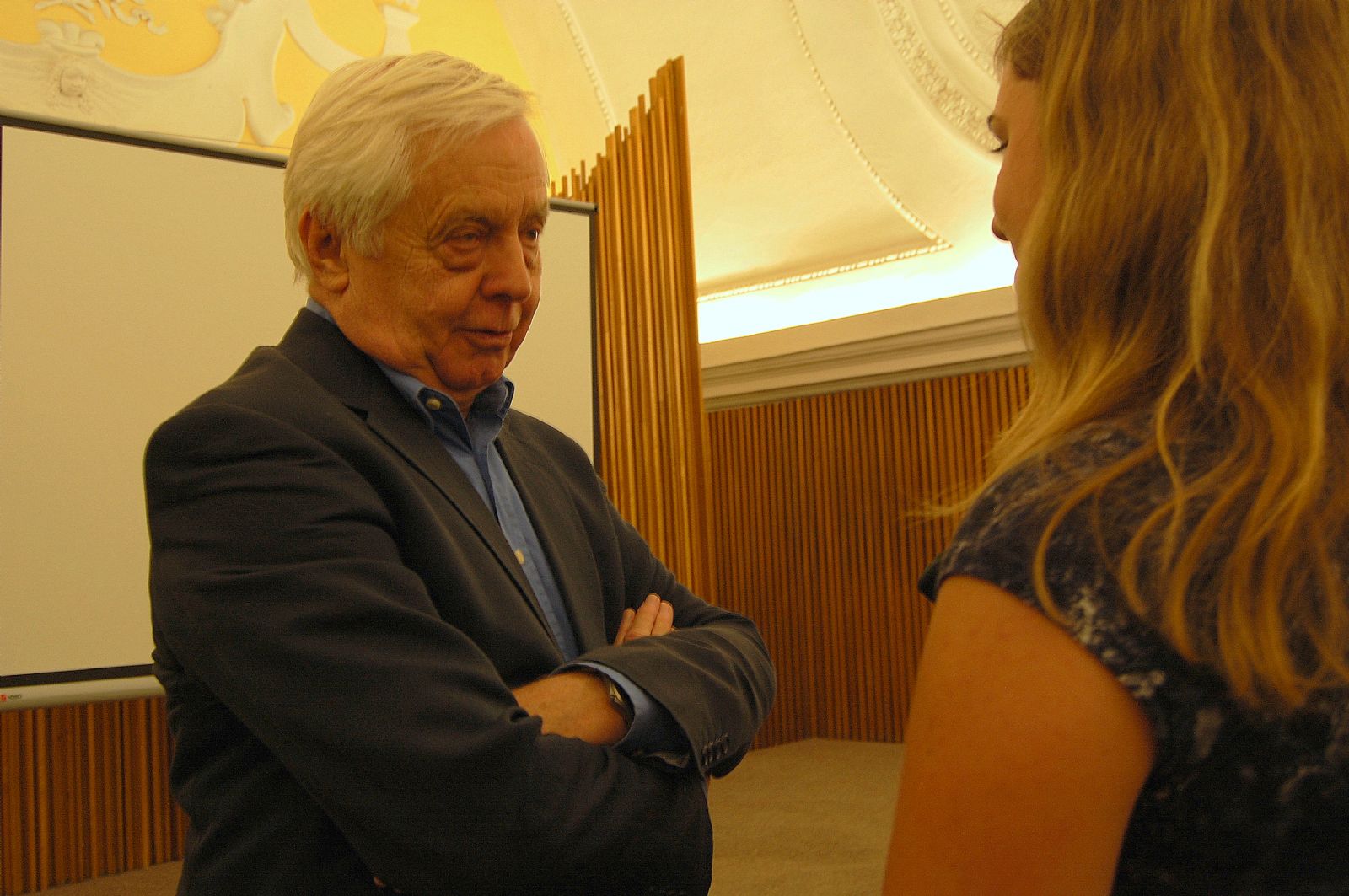 Rudolf Chmel: Moderátor musí ukázat politika nahého