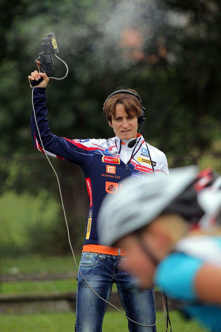 Sáblíková ve Žďáře brusle neobula. Posílala na ovál rychlobruslařské olympijské naděje
