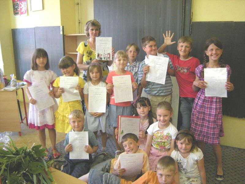obrázek: Se školním rokem se rozloučili i v Rozsochatci