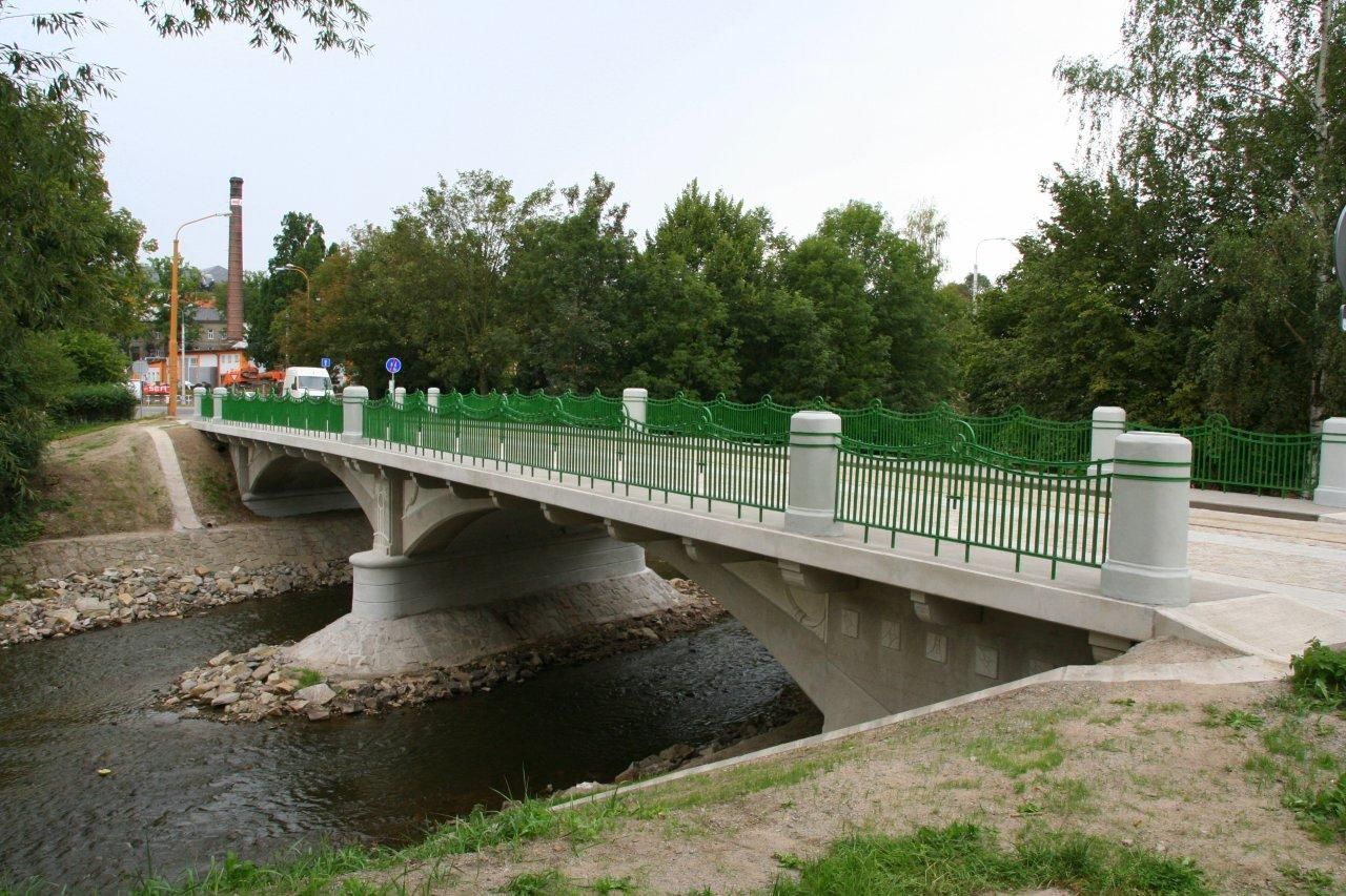 Secesní most U Jánů v Jihlavě v novém kabátě