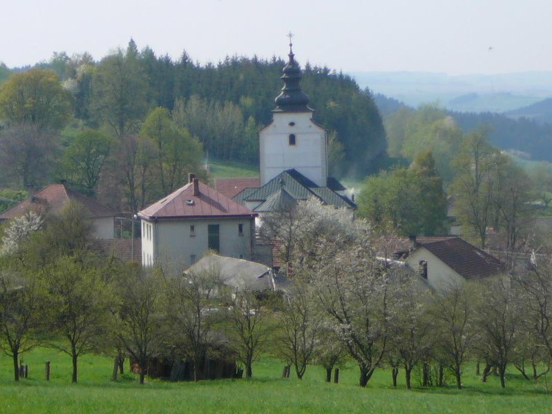 Sedmdesát let slouží hasiči občanům Červené Lhoty a okolí