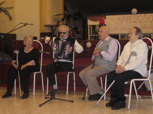 Senioři rozezpívali Spolkový dům v Humpolci