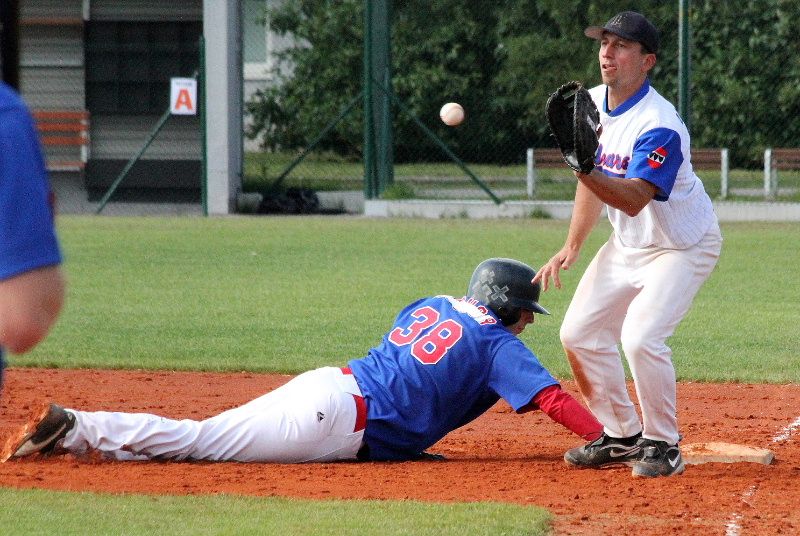 obrázek: Seniorští baseballisté Třebíče třikrát těsně prohráli