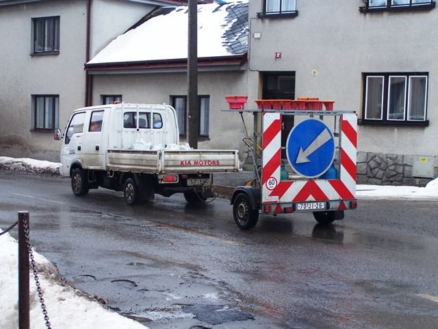 Silnice na Vysočině jsou po zimě plné děr