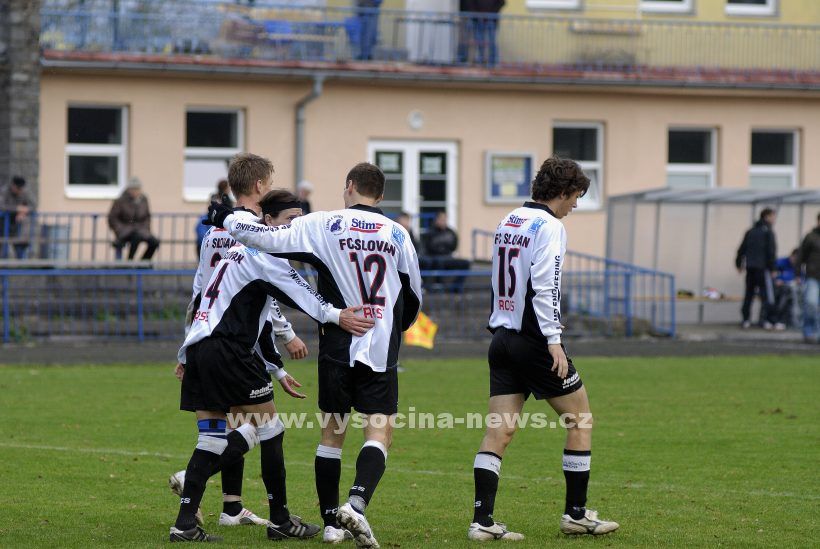 Slovan doma vítězně