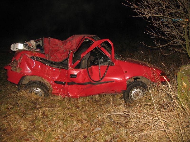 Sobotní námraza zkomplikovala dopravu a přinesla nehody
