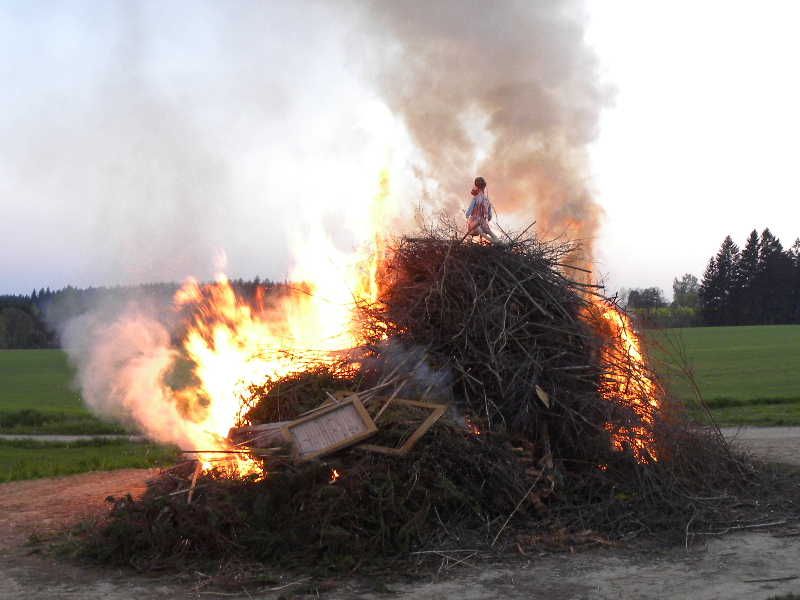 obrázek: Soutěž O nejkrásnější čarodějnici v Rozsochatci