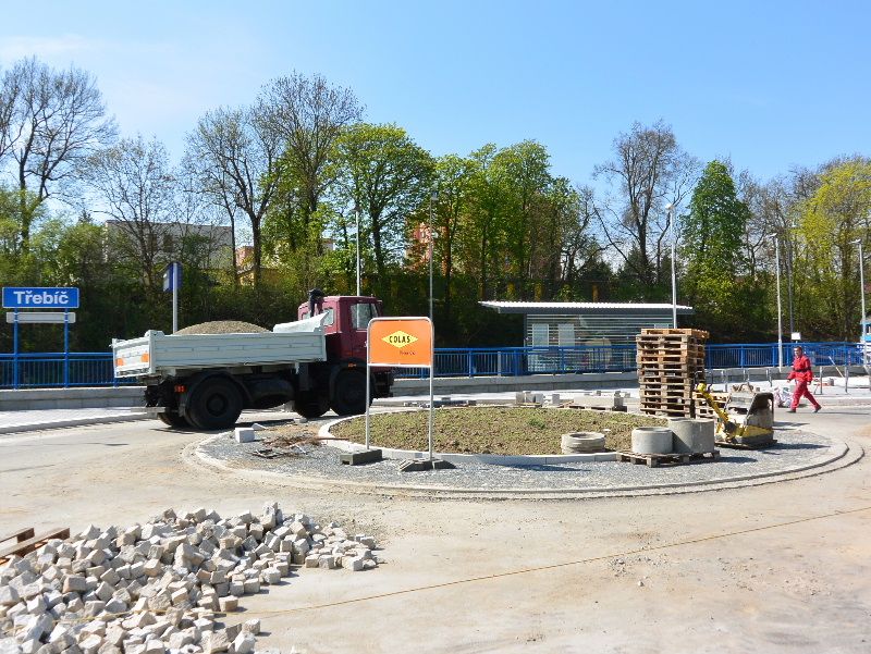 Stavba přestupního terminálu v Třebíči finišuje