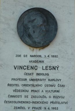 Sto třicet let od narození indologa Vincence Lesného