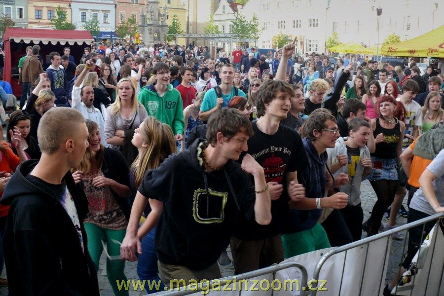 Studenti v Brodě oslavili máj