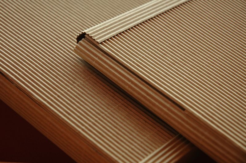 obrázek: Studenti z Brodu dají památkám novou fasádu z vlnité lepenky