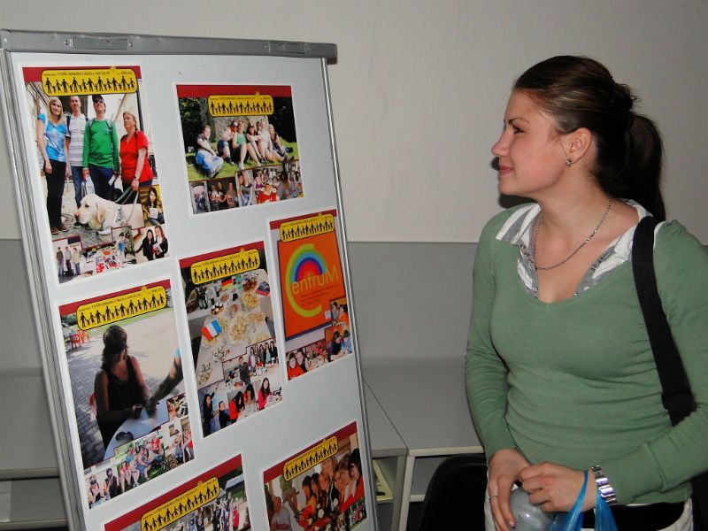 Studentky jihlavské školy chystají výstavu v divadle
