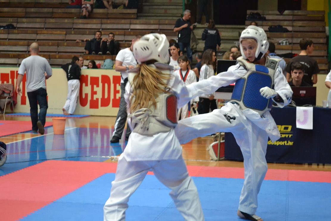 /uws_images/firmy/083199/clanky/taekwondistu-z-vysociny-se-darilo-v-chorvatsku/000001_h.JPG