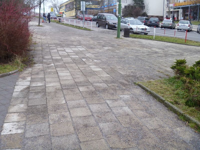 obrázek: Třebíčská radnice opravila chodník s předstihem