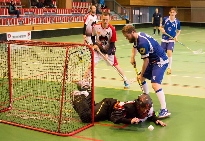 Třebíčští florbalisté jako den a noc