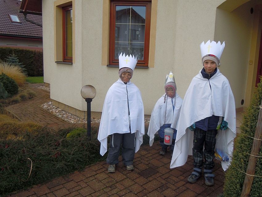 Tři králové vykoledovali ve Ždírci přes padesát tisíc korun