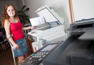 obrázek: Uživatelé žďárského Klubu v 9 se vzdělávají s Ligou vozíčkářů