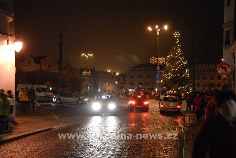 V Brodě v sobotu rozsvítili vánoční strom