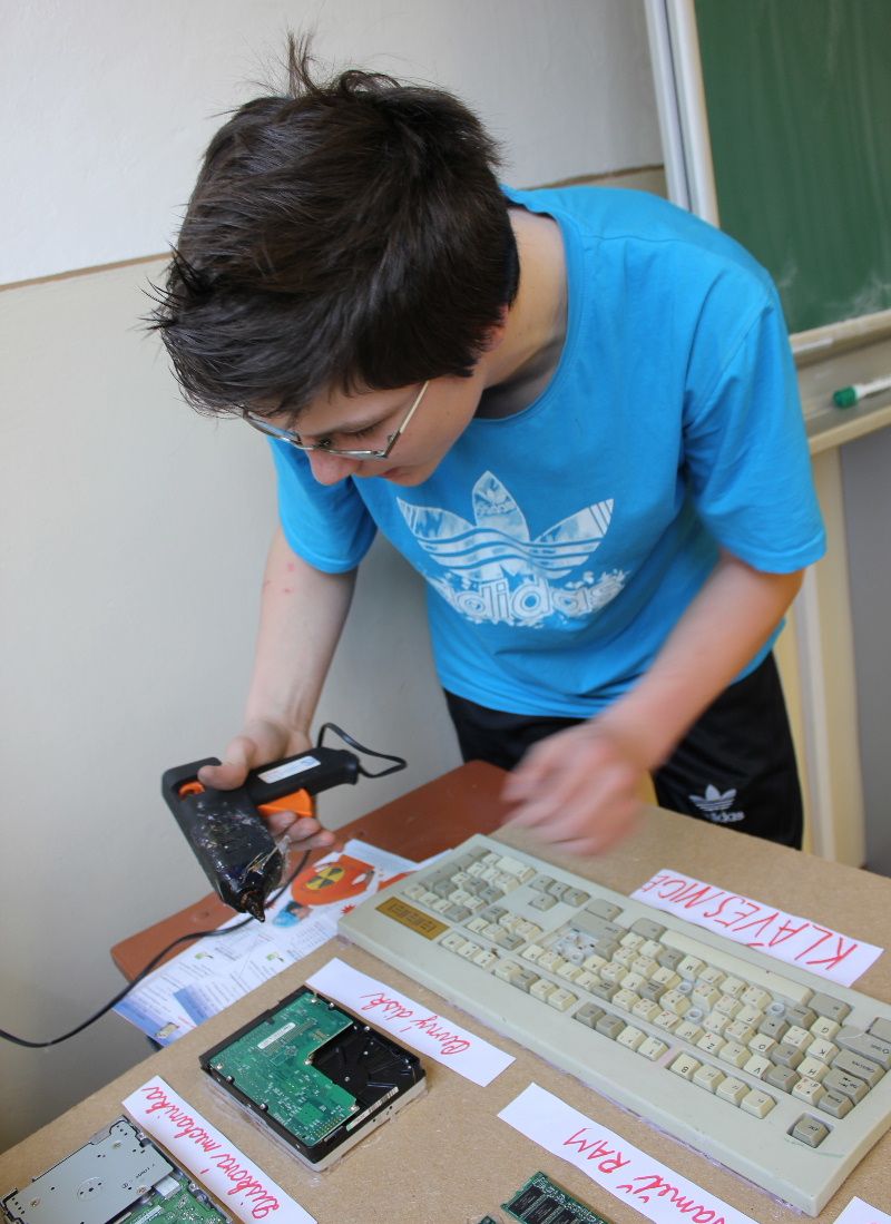 V Budišově si posvítili na komunikační technologie