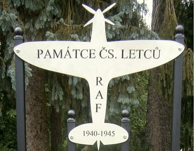 obrázek: V Jihlavě vyrostl pomník československým letcům RAF