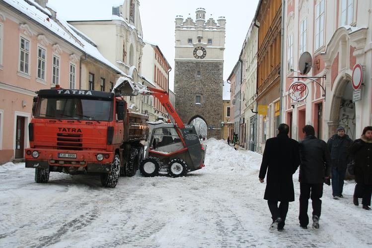 V Jihlavě začnou likvidovat sní z ulic