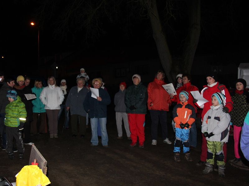 obrázek: V Mírovce ve středu zpívali koledy