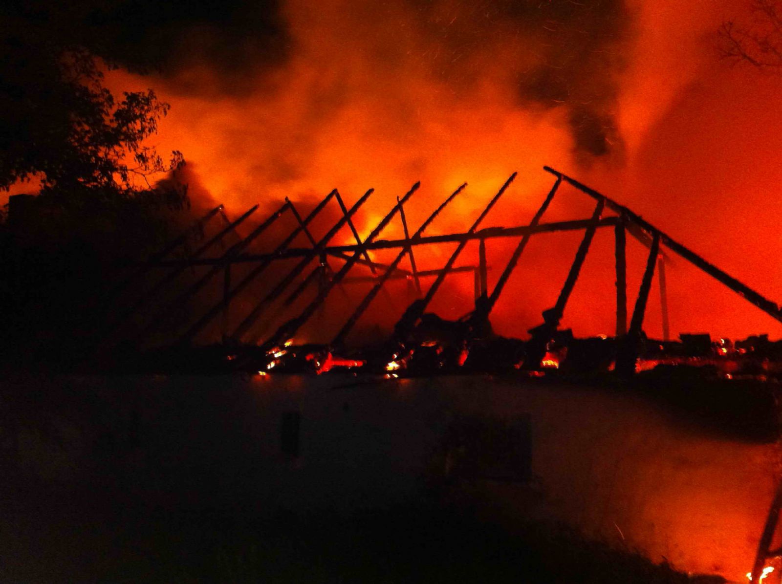 V Opatově na Jihlavsku řádil mohutný požár