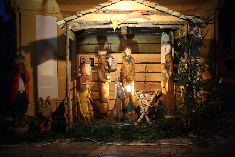 obrázek: Vánoční strom už svítí i v Jaroměřicích nad Rokytnou