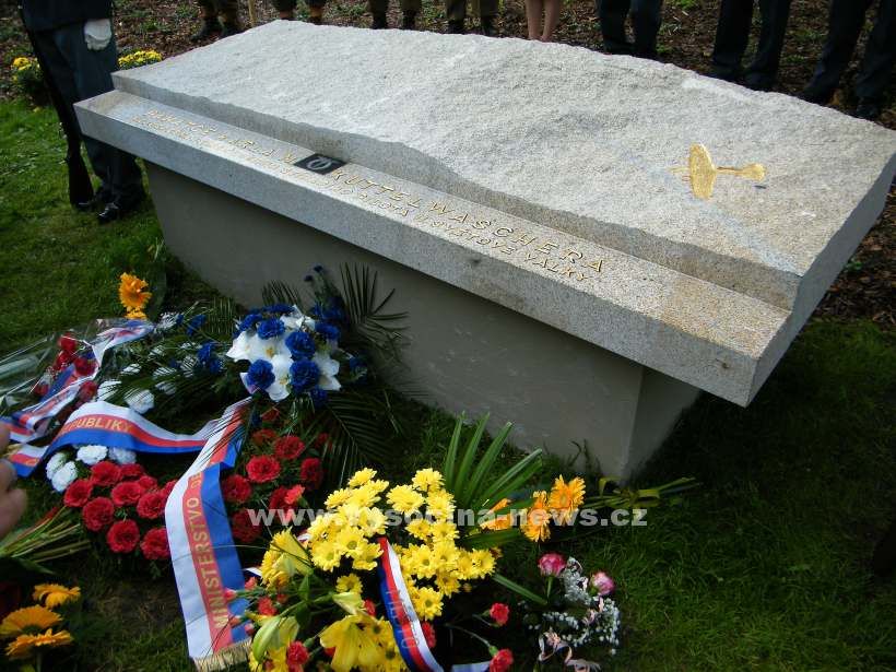 obrázek: Ve Svatém Kříži vzpomněli na Karla M. Kuttelwaschera
