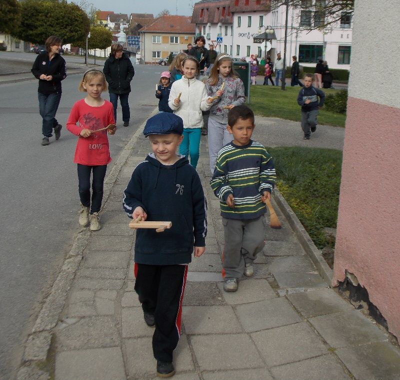 obrázek: Velikonoční hrkání v Hrotovicích