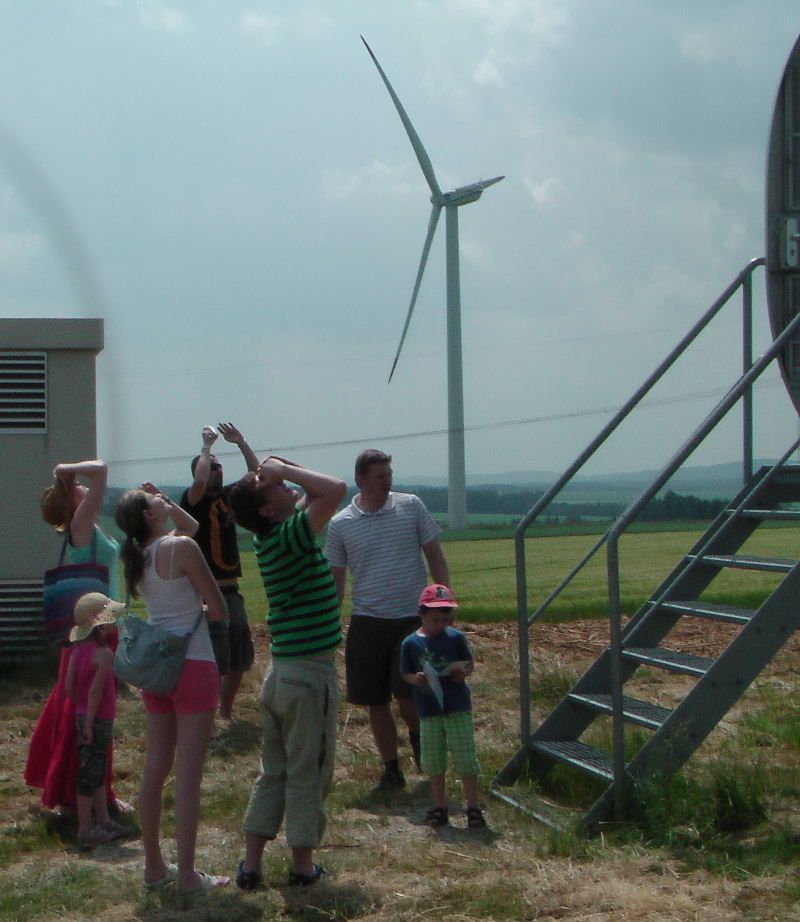 Větrné elektrárny u Věžnice se otevřou už v sobotu
