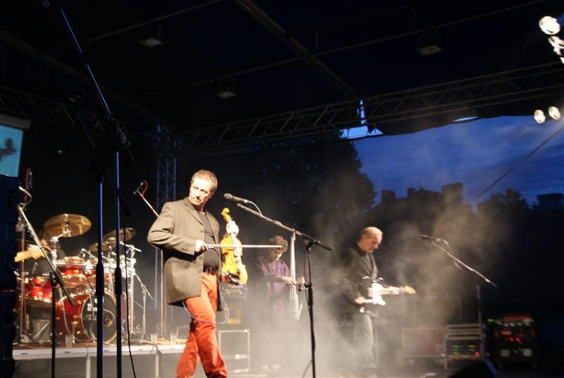 /uws_images/firmy/083199/clanky/vic-nez-tisicovka-divaku-tleskala-cechomoru-a-festivalu-vaclava-hudecka/000001_h.jpg