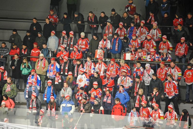 obrázek: Víkend plný hokeje v Brodě zakončili junioři