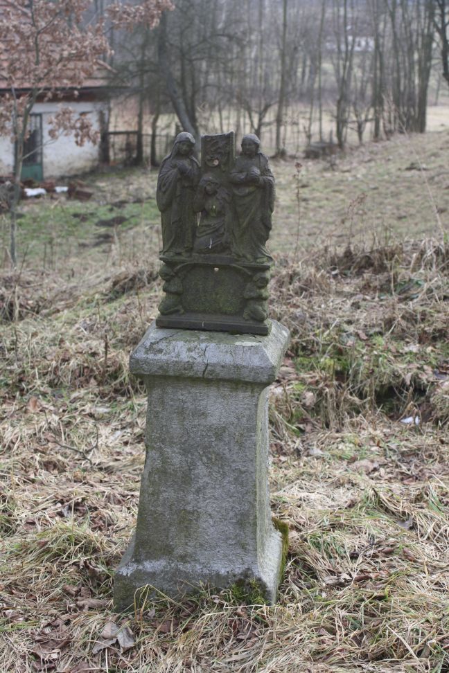 Výstava v Pelhřimově ukazuje kříže v polích