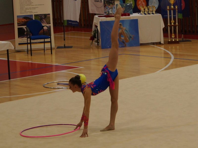 obrázek: Závody v moderní gymnastice podpořily nevidomou Petru Marečkovou