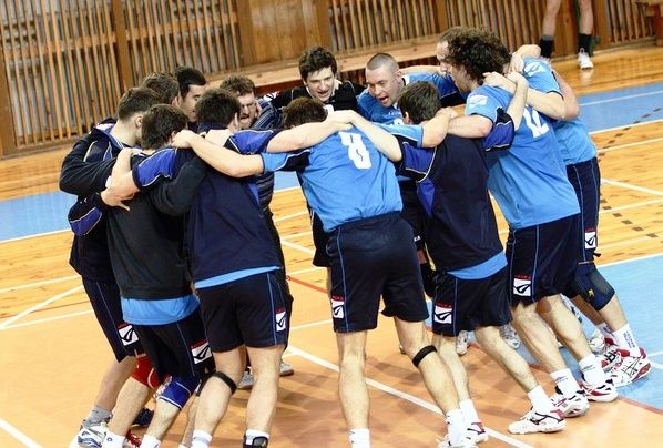 Žďárští volejbalisté drží po polovině 2. ligy stříbrnou příčku tabulky