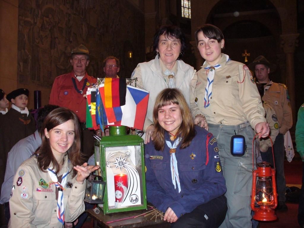 Betlémské světlo přináší naději a poselství Vánoc