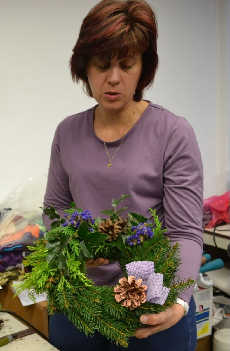 obrázek: Dušičkové věnce z humpoleckého Šatníku jsou v kurzu