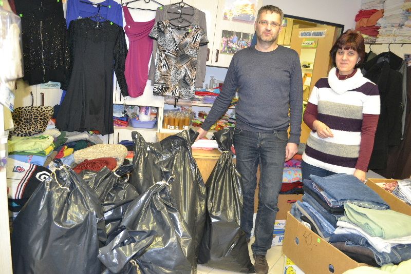 obrázek:  Studenti jihlavského gymnázia podpořili humpolecký Šatník