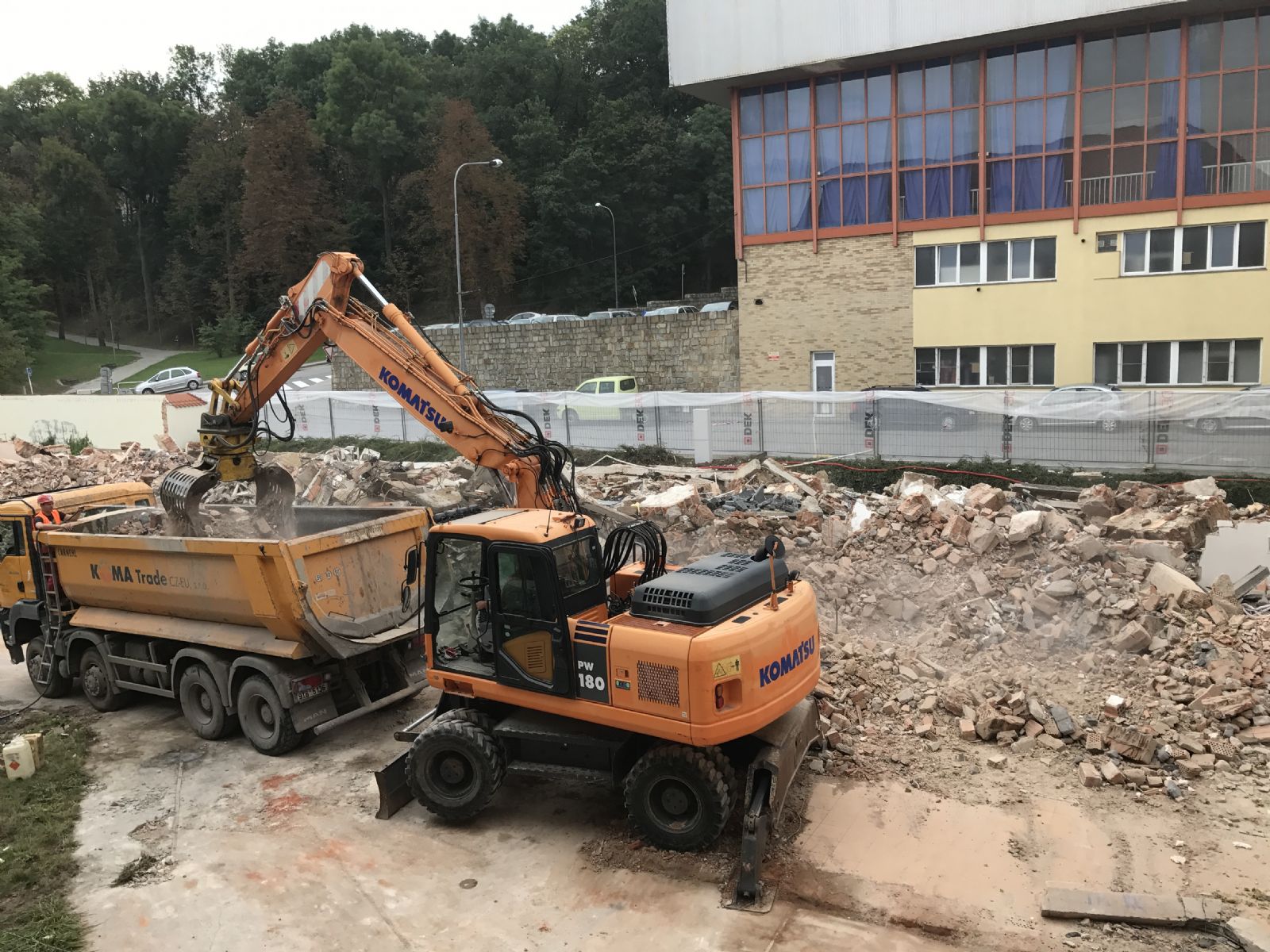 Katolické gymnázium buduje nové učebny. Uspělo v žádosti o dotaci