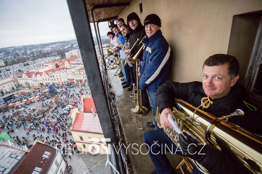 Koledy z věže kostela Nanebevzetí Panny Marie
