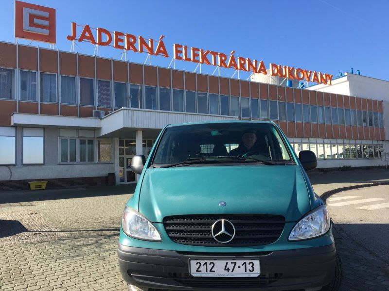 obrázek: Dukovanský Mercedes putuje do služeb armády