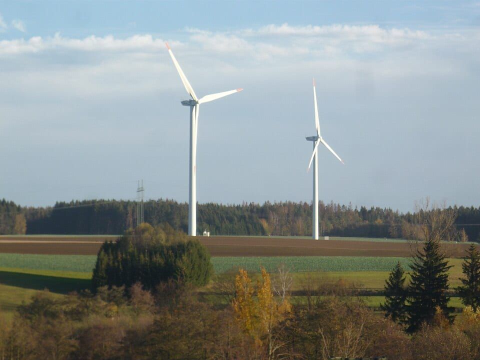 Diskuse o větrných turbínách u Kojetína rozděluje obce