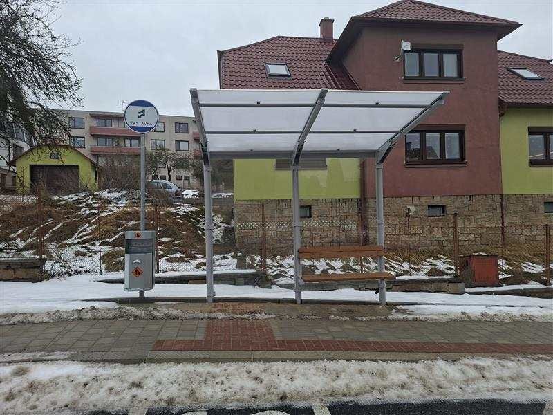 Brtnice zavádí novou zastávku, zlepší spojení směrem na Jihlavu