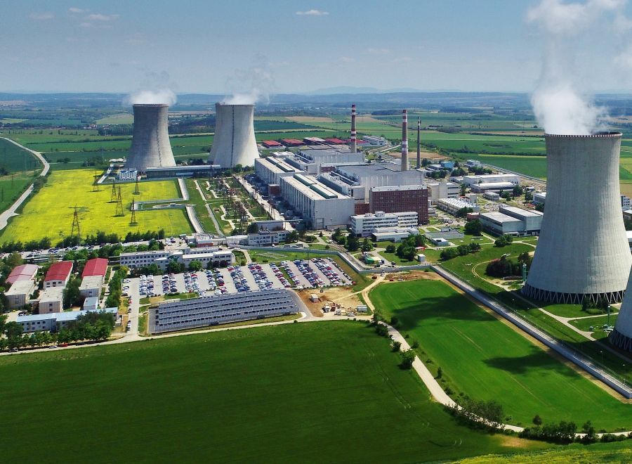 České firmy mají získat až 60 procent zakázek na dostavbě Dukovan. Smlouvy už podepsalo 16 podniků