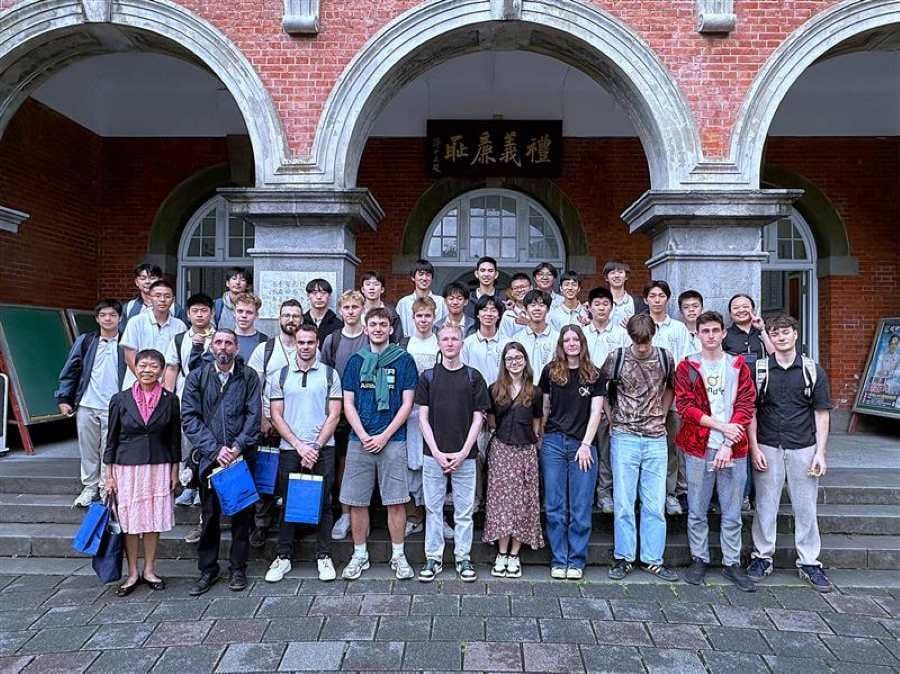 Studenti z Vysočiny získali technologické zkušenosti na Tchaj-wanu