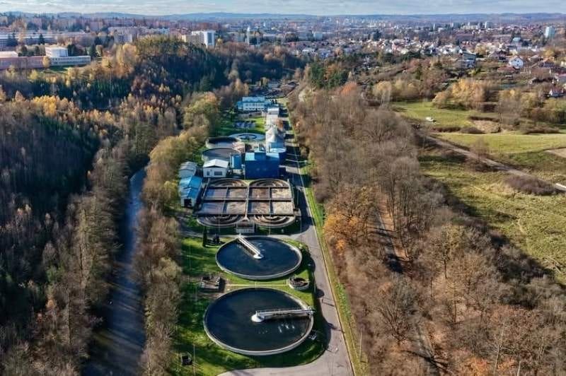 V jihlavské čistírně probíhá odtěžování nádrže, čeká se 300 tun usazenin