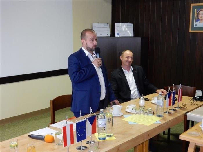 Dopravní experti z Vysočiny a Dolního Rakouska se setkali v Retzu