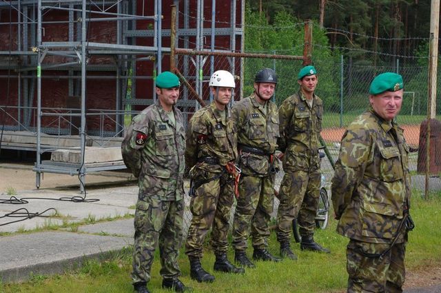 obrázek: Vojenský výcvik útvarů AČR na letišti Henčov a v blízkém okolí Jihlavy