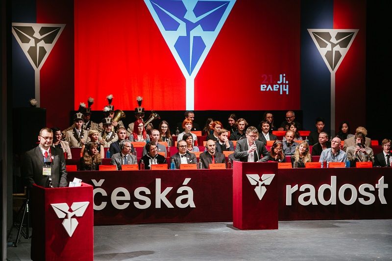 MFDF Ji.hlava odstartoval Mečiar na stranickém sjezdu